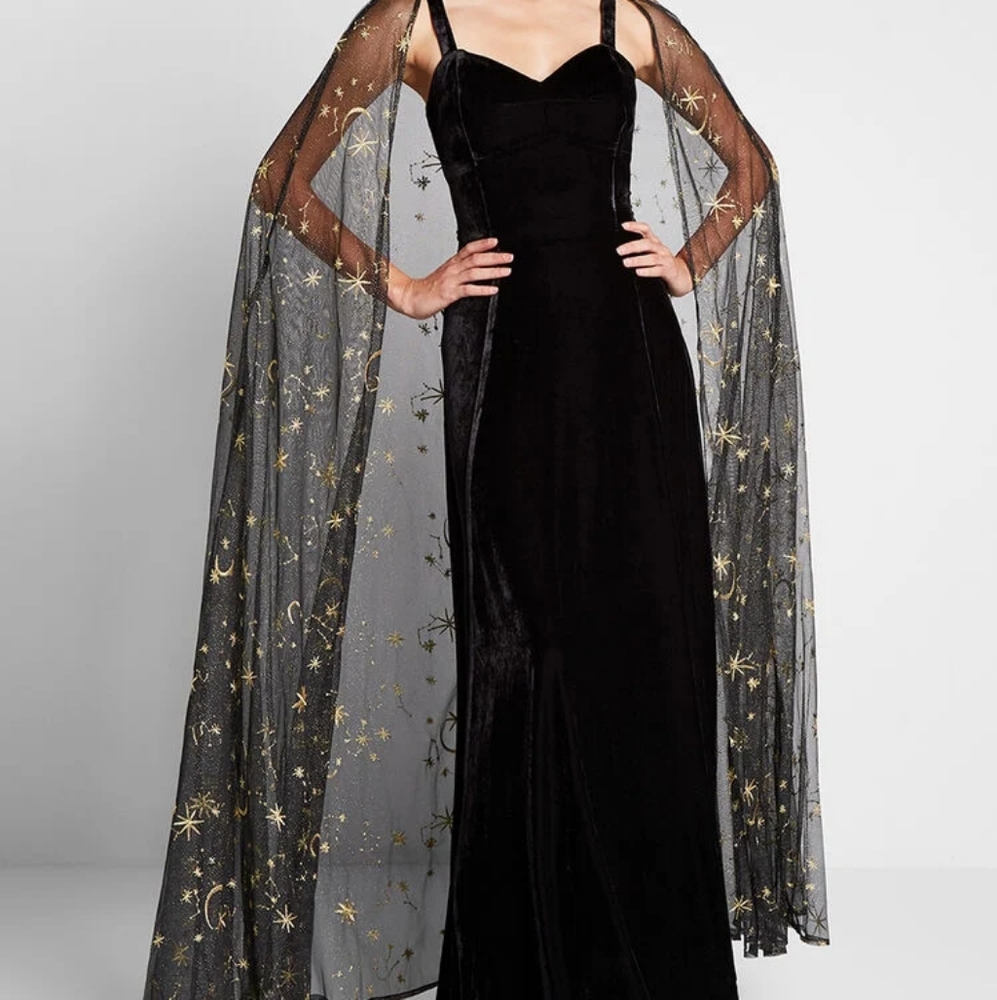 ISO Celestial Occasion Velvet Maxi Dress in Black
